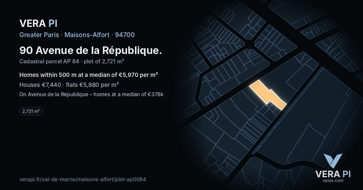 90 Avenue de la République, Maisons-Alfort at night – the plot lit, the parcels around coloured by the prices near them