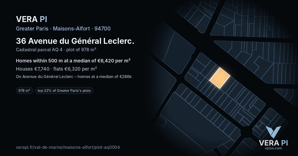 36 Avenue du Général Leclerc, Maisons-Alfort at night – the plot lit, the parcels around coloured by the prices near them