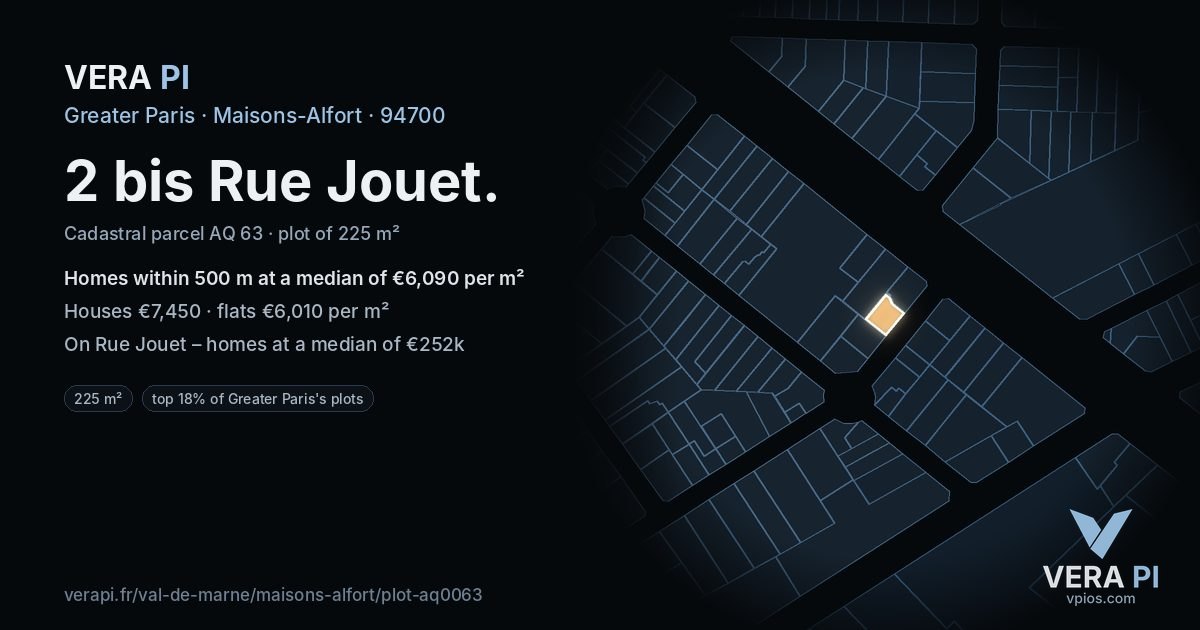 2 bis Rue Jouet, Maisons-Alfort at night – the plot lit, the parcels around coloured by the prices near them