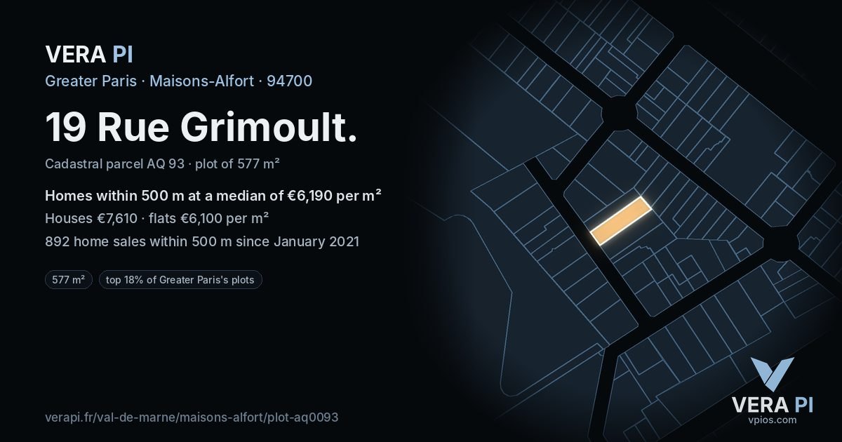 19 Rue Grimoult, Maisons-Alfort at night – the plot lit, the parcels around coloured by the prices near them