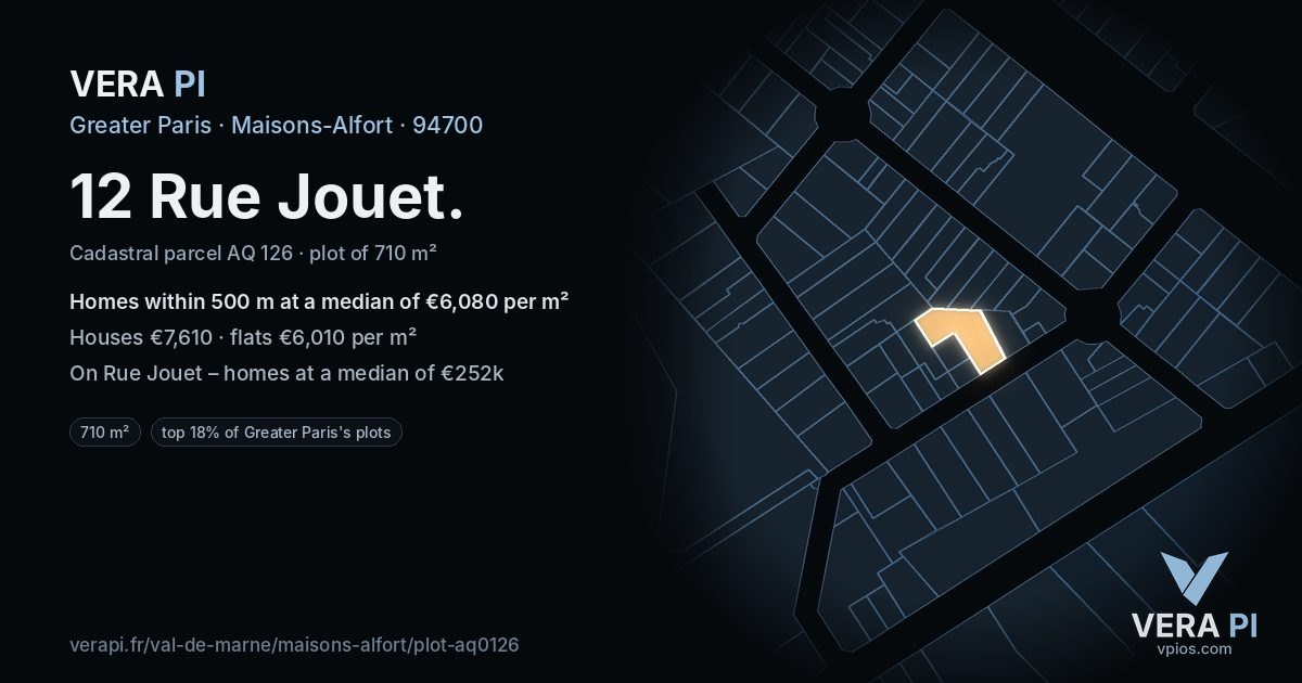 12 Rue Jouet, Maisons-Alfort at night – the plot lit, the parcels around coloured by the prices near them