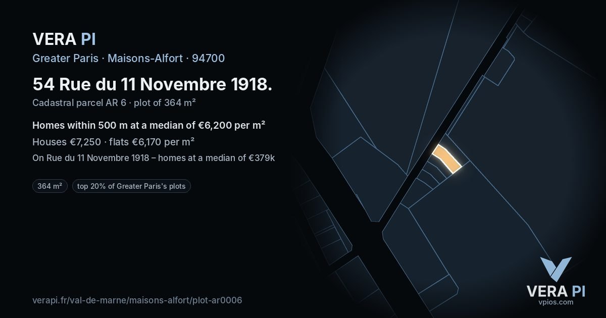 54 Rue du 11 Novembre 1918, Maisons-Alfort at night – the plot lit, the parcels around coloured by the prices near them