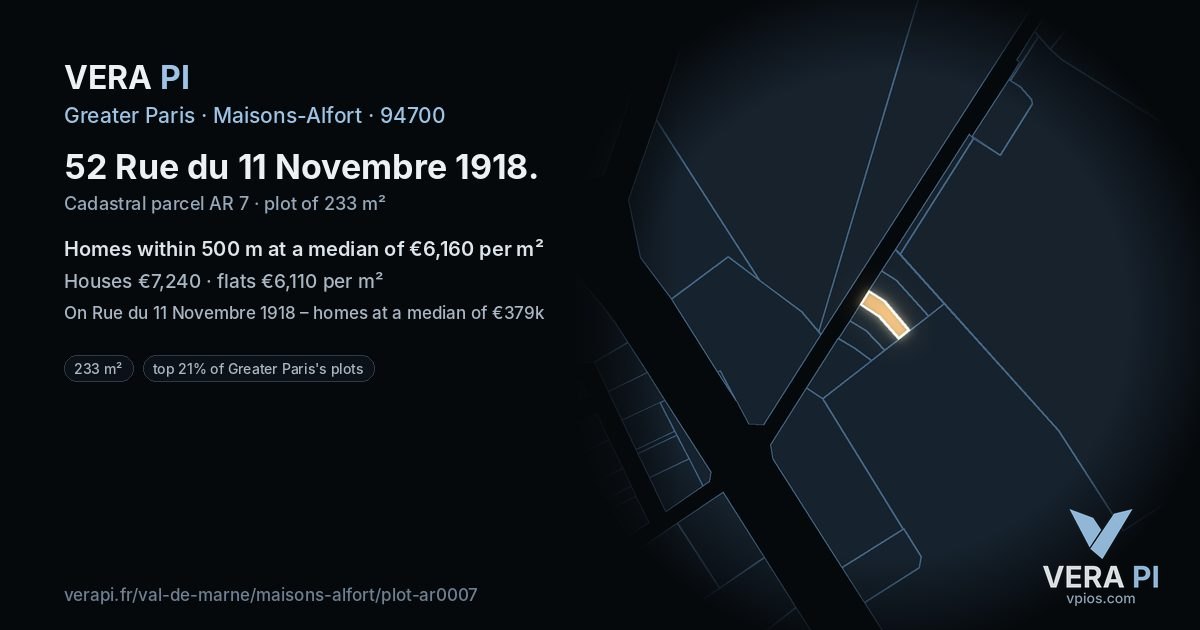 52 Rue du 11 Novembre 1918, Maisons-Alfort at night – the plot lit, the parcels around coloured by the prices near them