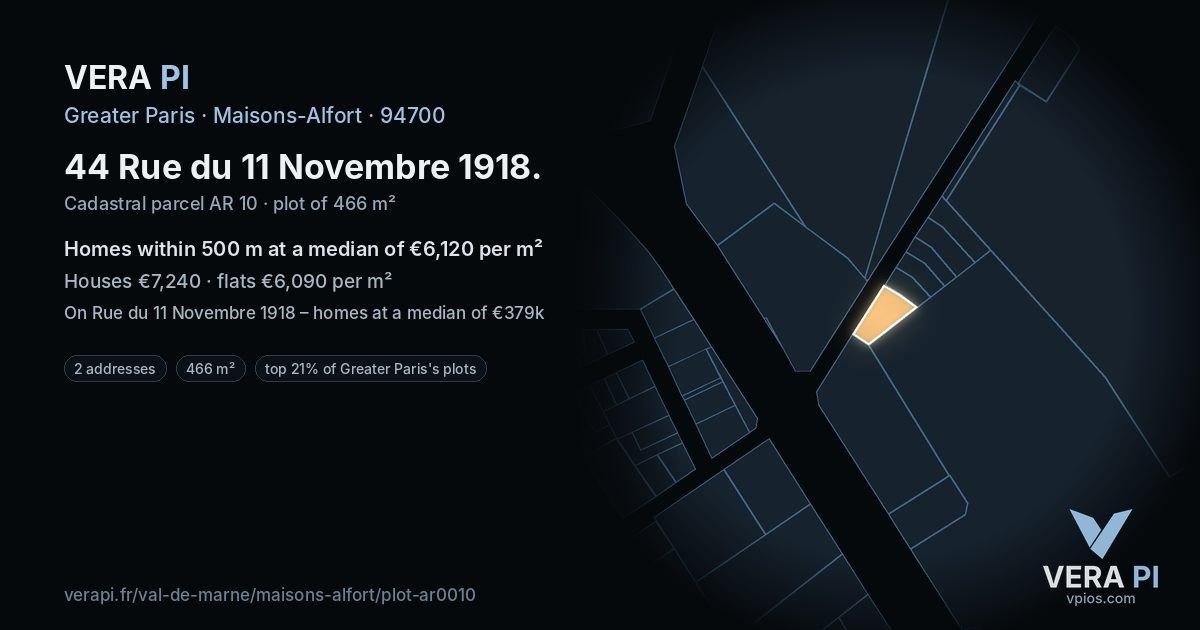 44 Rue du 11 Novembre 1918, Maisons-Alfort at night – the plot lit, the parcels around coloured by the prices near them