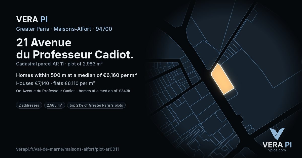 21 Avenue du Professeur Cadiot, Maisons-Alfort at night – the plot lit, the parcels around coloured by the prices near them