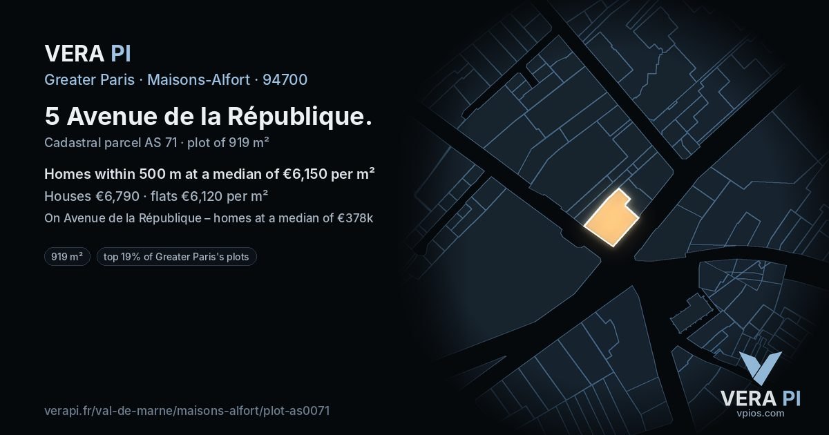 5 Avenue de la République, Maisons-Alfort at night – the plot lit, the parcels around coloured by the prices near them