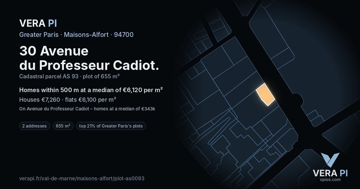 30 Avenue du Professeur Cadiot, Maisons-Alfort at night – the plot lit, the parcels around coloured by the prices near them