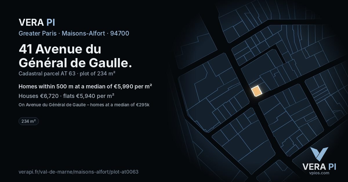 41 Avenue du Général de Gaulle, Maisons-Alfort at night – the plot lit, the parcels around coloured by the prices near them