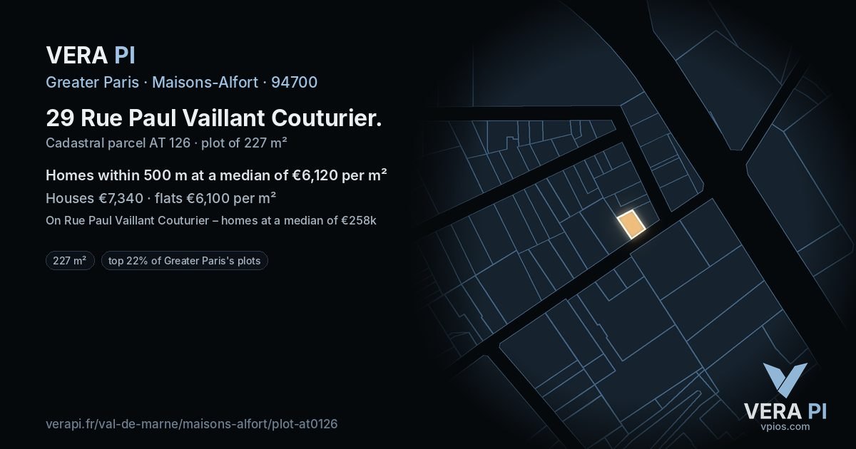 29 Rue Paul Vaillant Couturier, Maisons-Alfort at night – the plot lit, the parcels around coloured by the prices near them