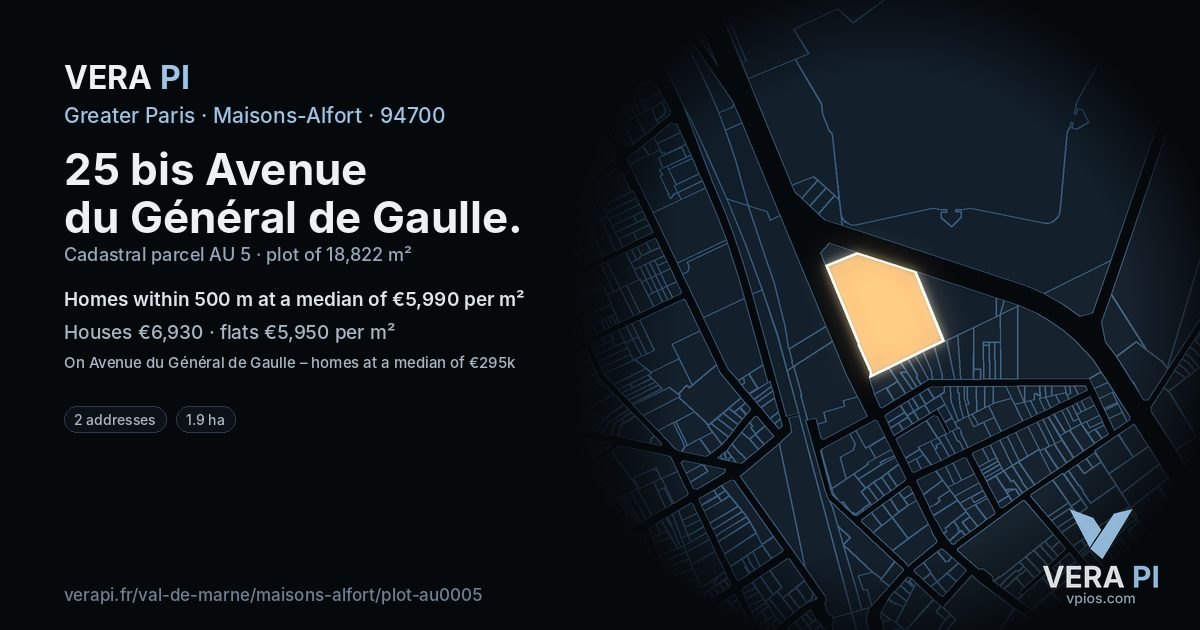 25 bis Avenue du Général de Gaulle, Maisons-Alfort at night – the plot lit, the parcels around coloured by the prices near them