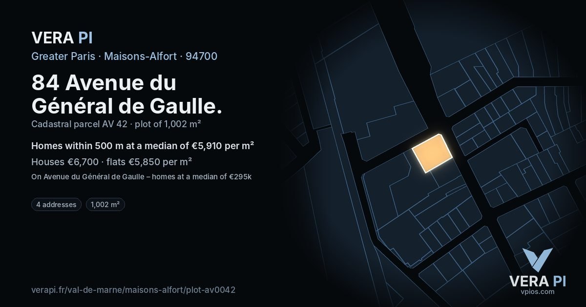 84 Avenue du Général de Gaulle, Maisons-Alfort at night – the plot lit, the parcels around coloured by the prices near them