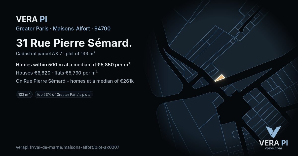 31 Rue Pierre Sémard, Maisons-Alfort at night – the plot lit, the parcels around coloured by the prices near them