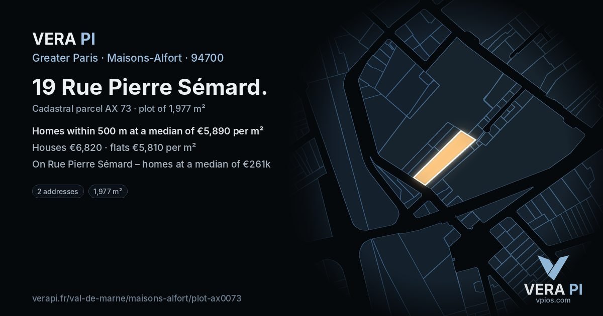 19 Rue Pierre Sémard, Maisons-Alfort at night – the plot lit, the parcels around coloured by the prices near them