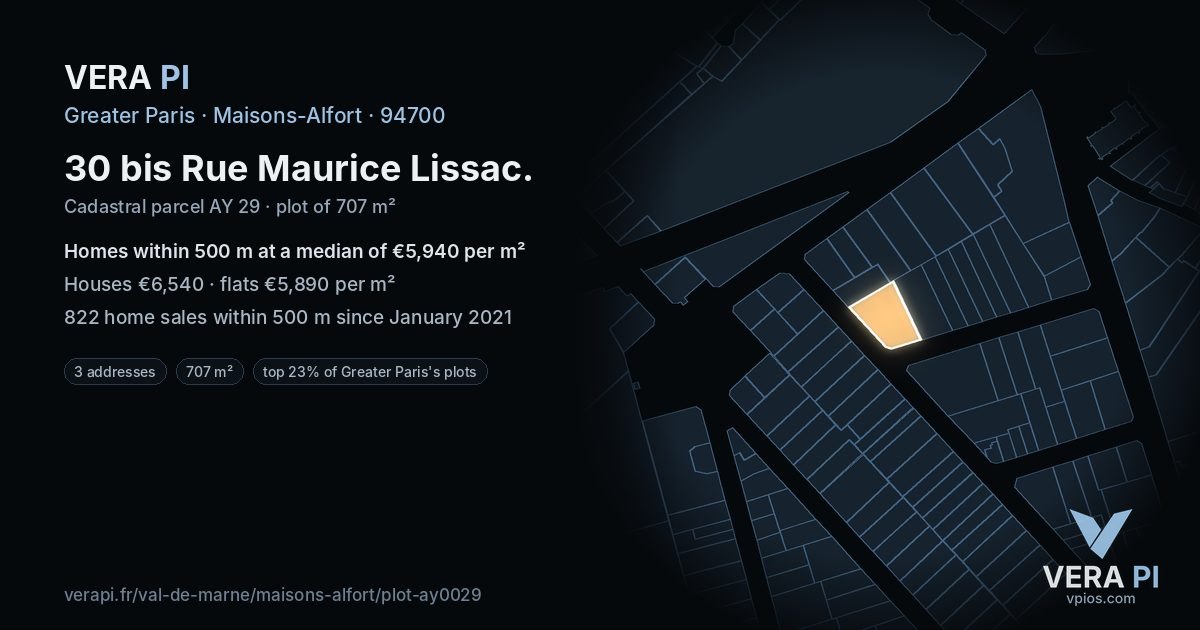 30 bis Rue Maurice Lissac, Maisons-Alfort at night – the plot lit, the parcels around coloured by the prices near them