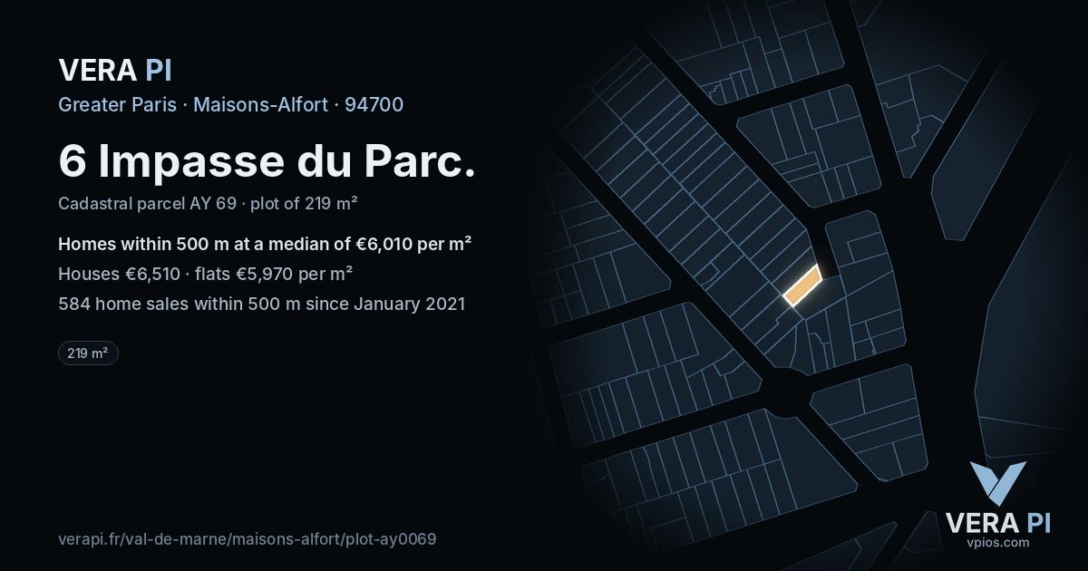6 Impasse du Parc, Maisons-Alfort at night – the plot lit, the parcels around coloured by the prices near them