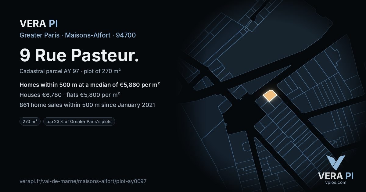 9 Rue Pasteur, Maisons-Alfort at night – the plot lit, the parcels around coloured by the prices near them
