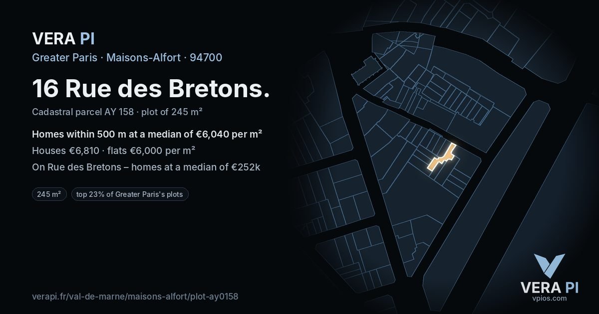 16 Rue des Bretons, Maisons-Alfort at night – the plot lit, the parcels around coloured by the prices near them