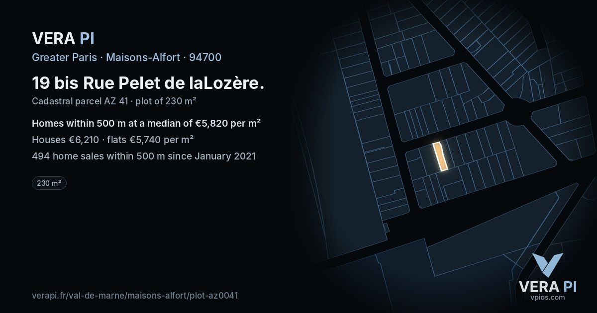 19 bis Rue Pelet de laLozère, Maisons-Alfort at night – the plot lit, the parcels around coloured by the prices near them