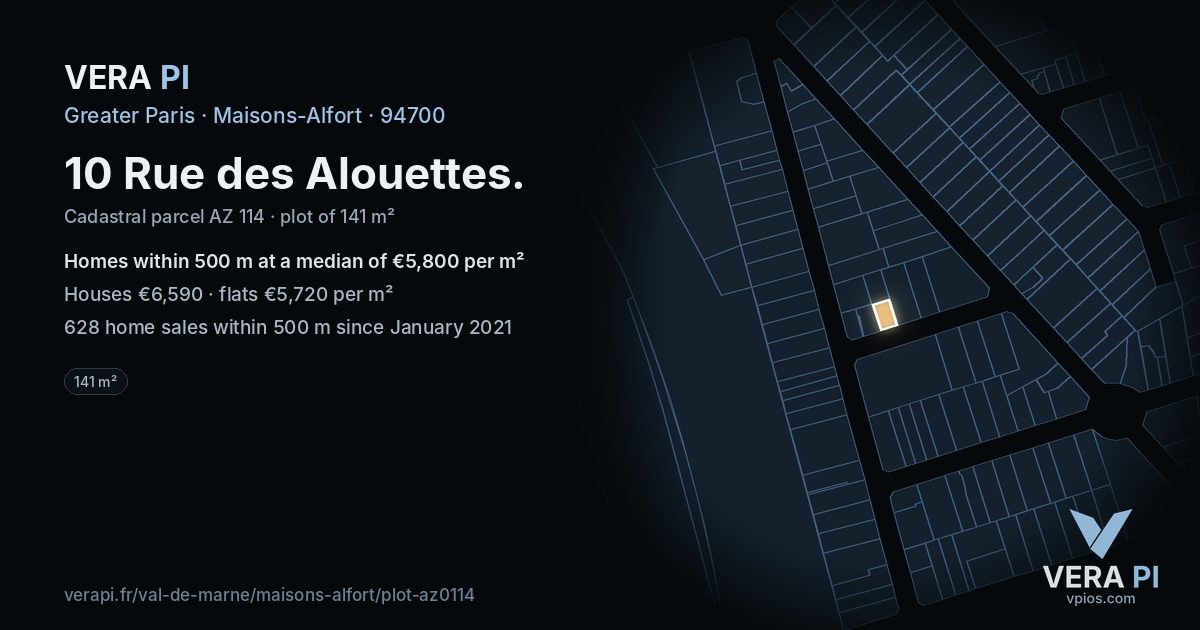 10 Rue des Alouettes, Maisons-Alfort at night – the plot lit, the parcels around coloured by the prices near them