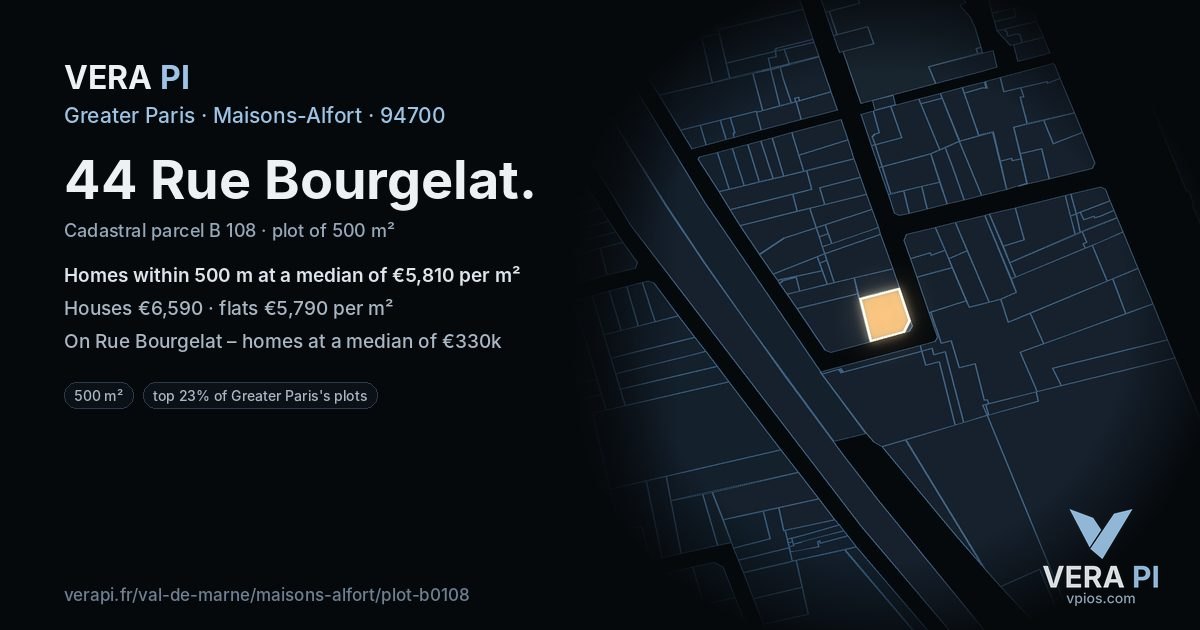 44 Rue Bourgelat, Maisons-Alfort at night – the plot lit, the parcels around coloured by the prices near them