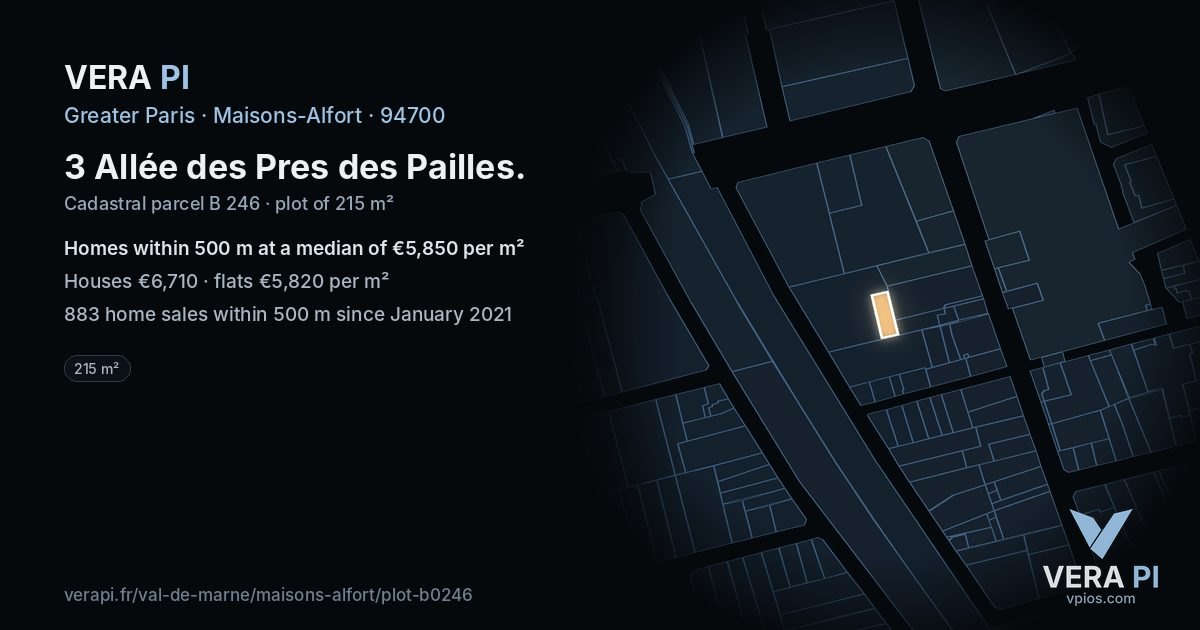 3 Allée des Pres des Pailles, Maisons-Alfort at night – the plot lit, the parcels around coloured by the prices near them