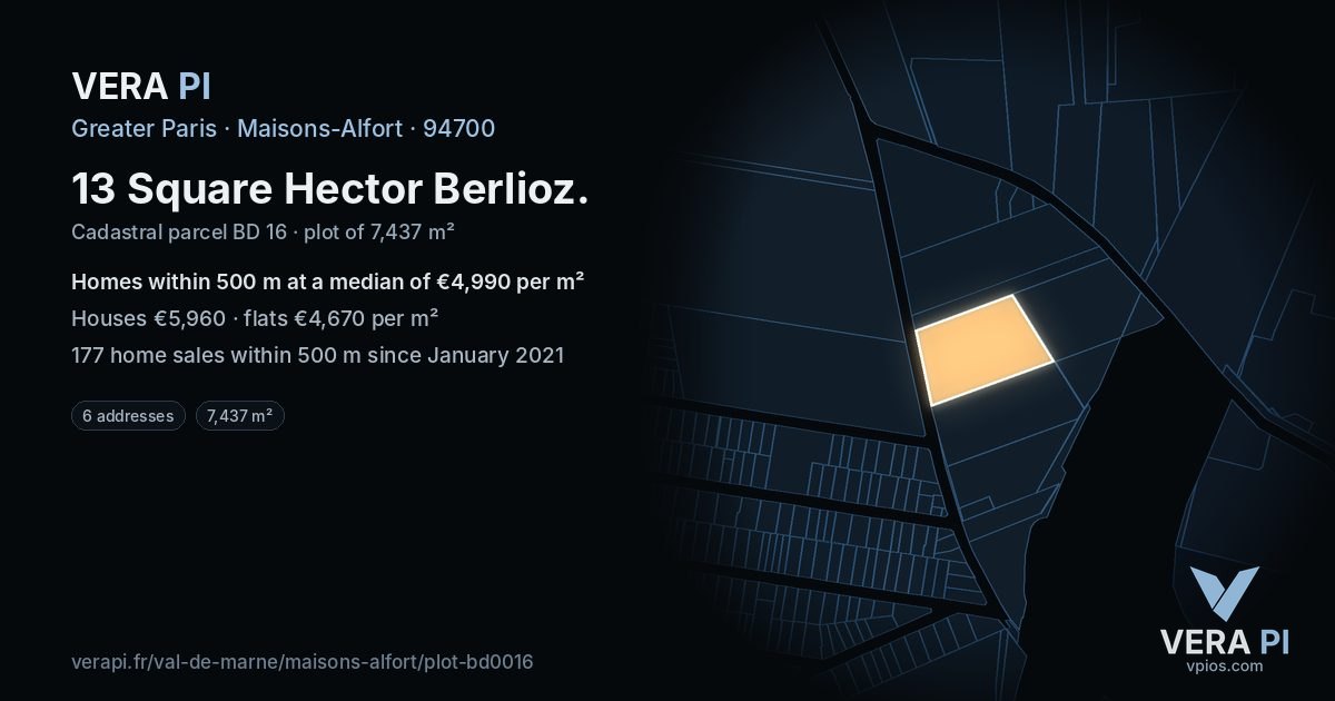 13 Square Hector Berlioz, Maisons-Alfort at night – the plot lit, the parcels around coloured by the prices near them