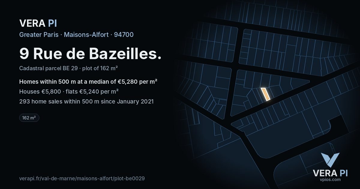 9 Rue de Bazeilles, Maisons-Alfort at night – the plot lit, the parcels around coloured by the prices near them