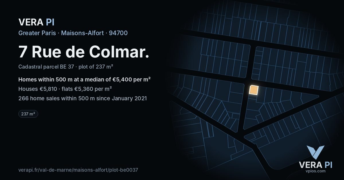 7 Rue de Colmar, Maisons-Alfort at night – the plot lit, the parcels around coloured by the prices near them