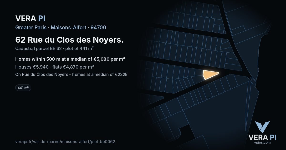 62 Rue du Clos des Noyers, Maisons-Alfort at night – the plot lit, the parcels around coloured by the prices near them