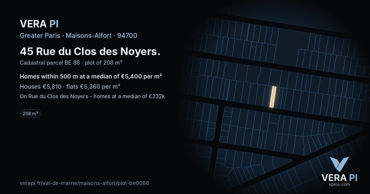 45 Rue du Clos des Noyers, Maisons-Alfort at night – the plot lit, the parcels around coloured by the prices near them