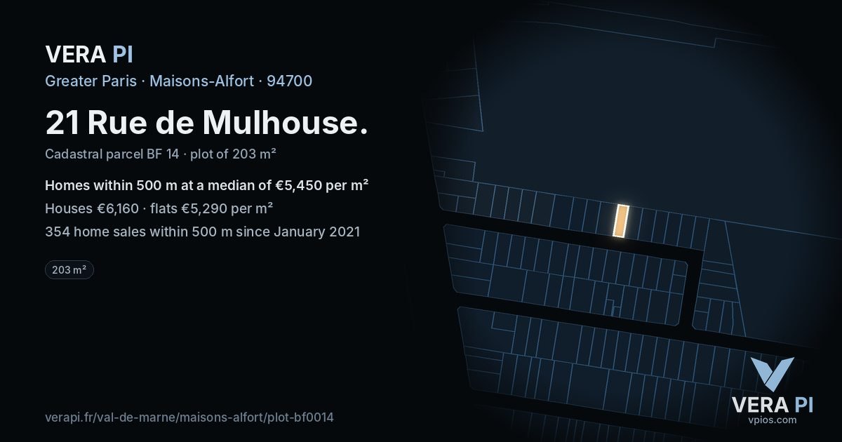 21 Rue de Mulhouse, Maisons-Alfort at night – the plot lit, the parcels around coloured by the prices near them
