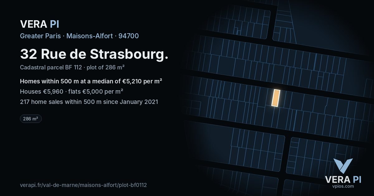 32 Rue de Strasbourg, Maisons-Alfort at night – the plot lit, the parcels around coloured by the prices near them