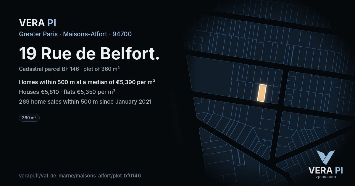 19 Rue de Belfort, Maisons-Alfort at night – the plot lit, the parcels around coloured by the prices near them