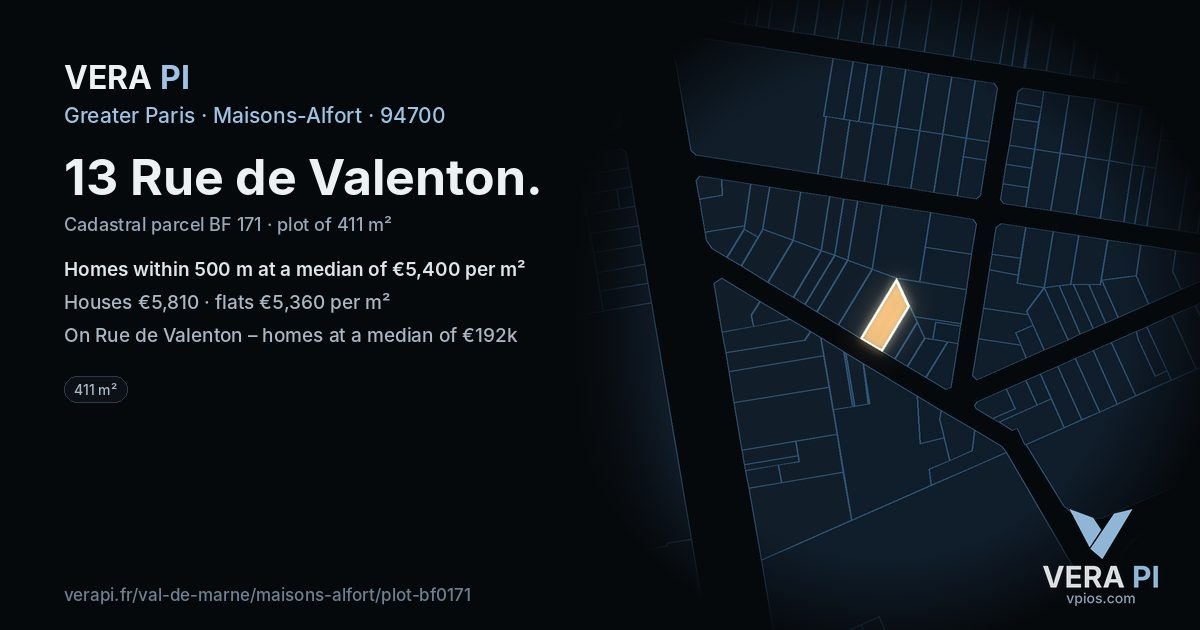 13 Rue de Valenton, Maisons-Alfort at night – the plot lit, the parcels around coloured by the prices near them