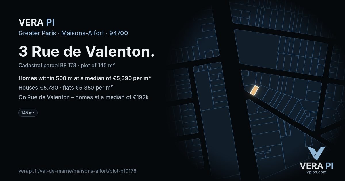 3 Rue de Valenton, Maisons-Alfort at night – the plot lit, the parcels around coloured by the prices near them