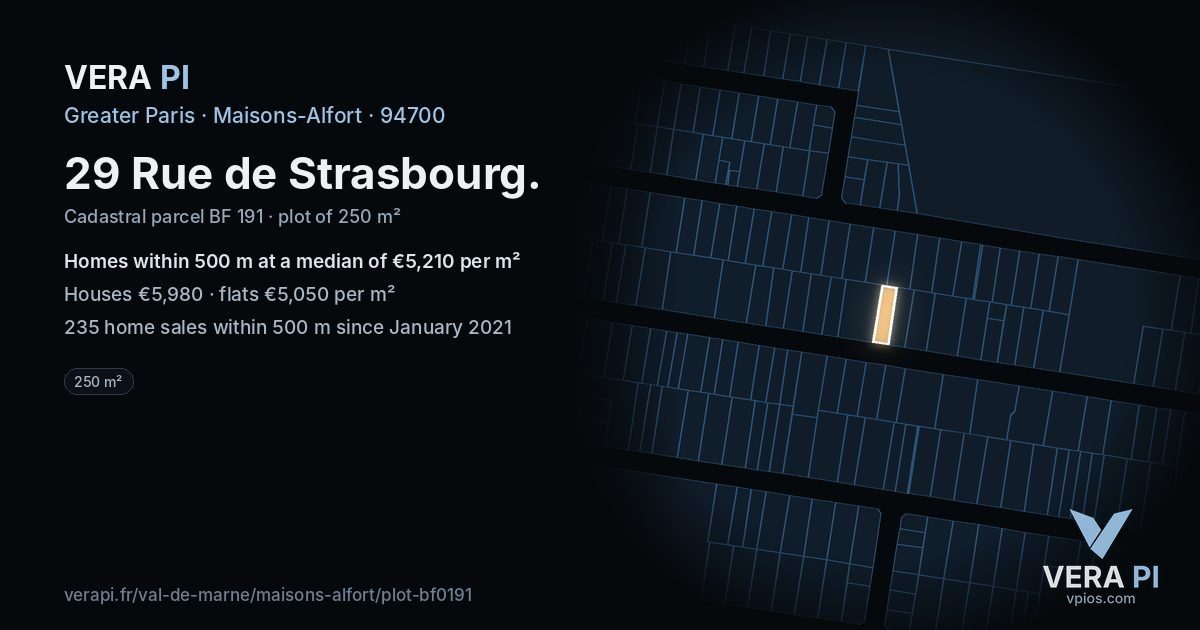 29 Rue de Strasbourg, Maisons-Alfort at night – the plot lit, the parcels around coloured by the prices near them