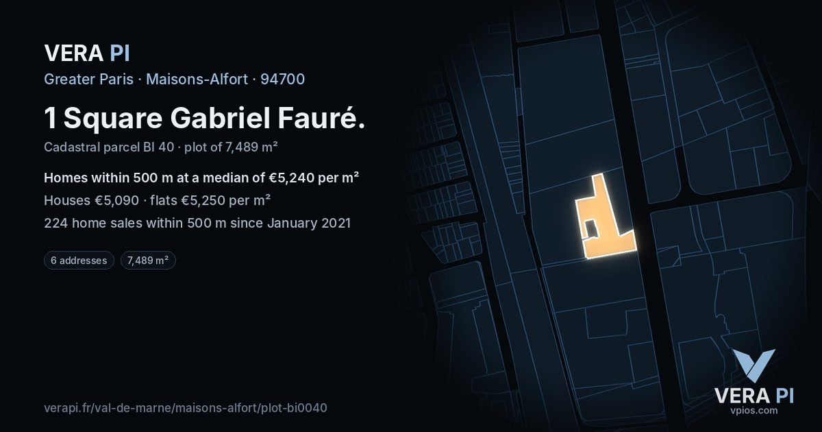 1 Square Gabriel Fauré, Maisons-Alfort at night – the plot lit, the parcels around coloured by the prices near them
