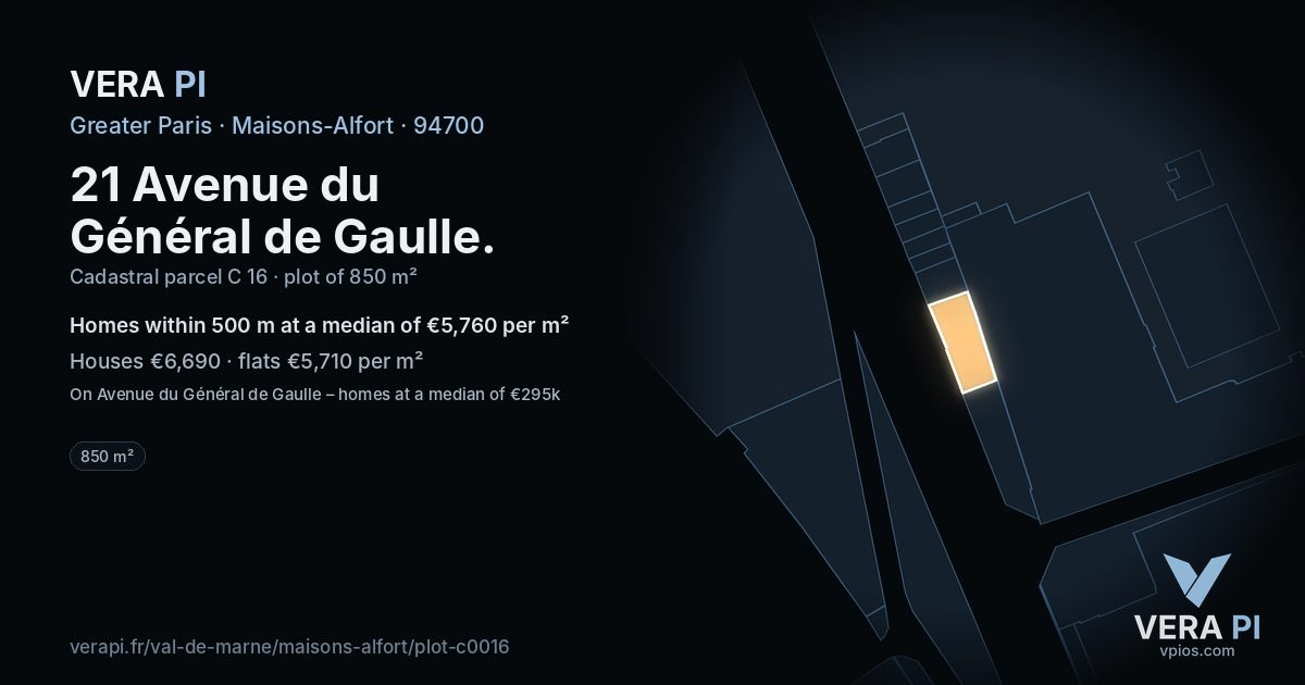 21 Avenue du Général de Gaulle, Maisons-Alfort at night – the plot lit, the parcels around coloured by the prices near them