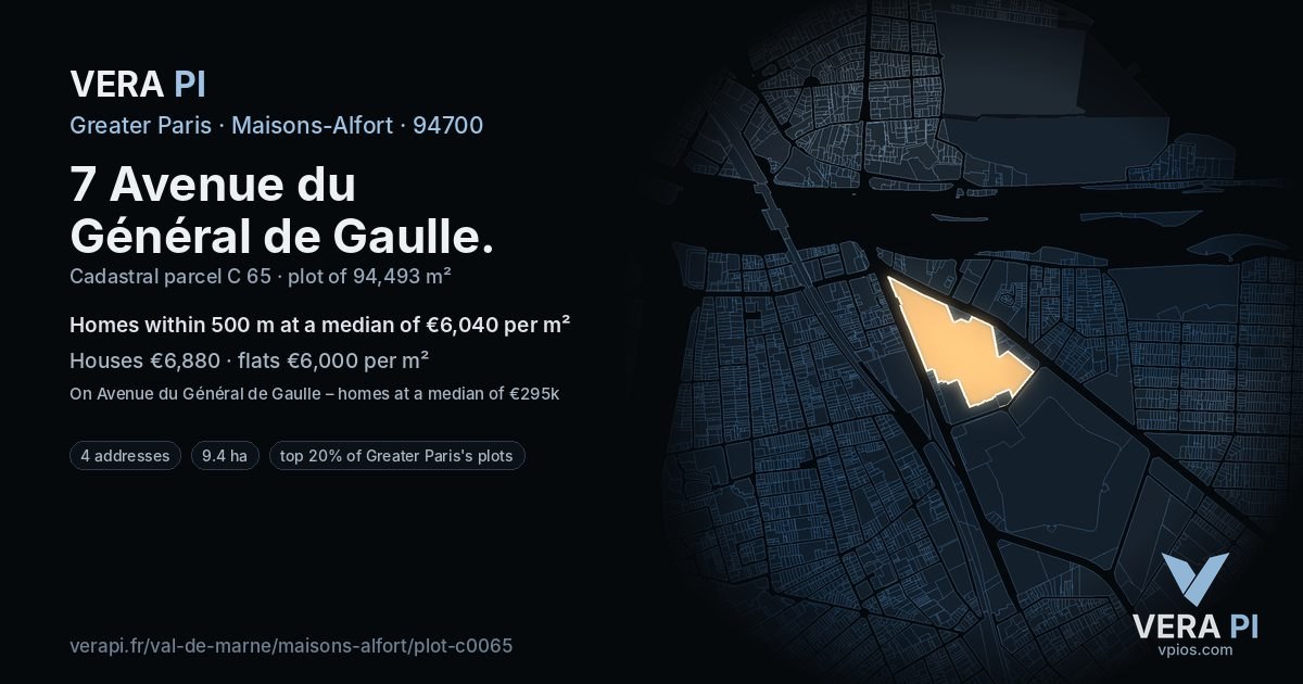7 Avenue du Général de Gaulle, Maisons-Alfort at night – the plot lit, the parcels around coloured by the prices near them
