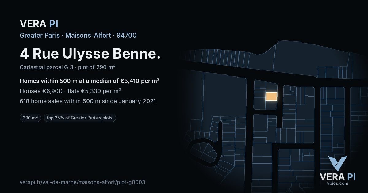 4 Rue Ulysse Benne, Maisons-Alfort at night – the plot lit, the parcels around coloured by the prices near them