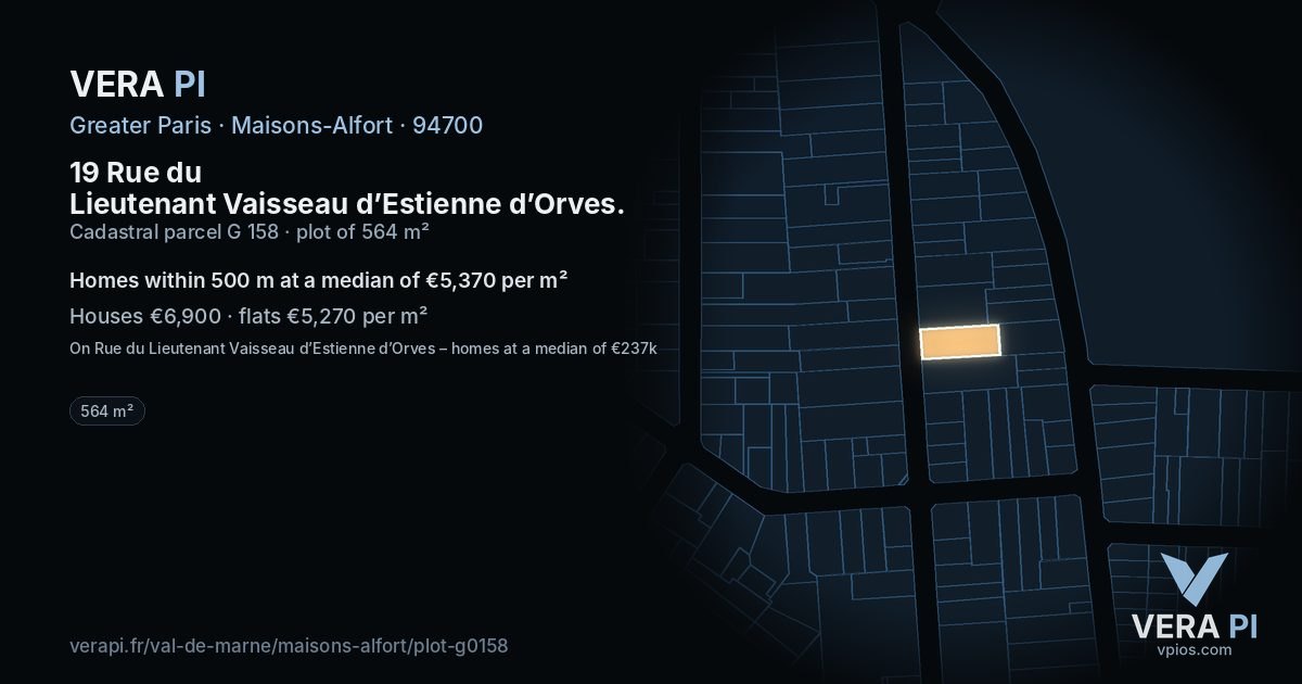19 Rue du Lieutenant Vaisseau d’Estienne d’Orves, Maisons-Alfort at night – the plot lit, the parcels around coloured by the prices near them