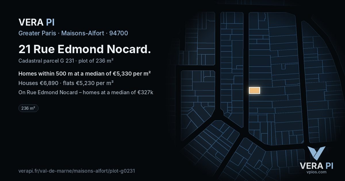 21 Rue Edmond Nocard, Maisons-Alfort at night – the plot lit, the parcels around coloured by the prices near them