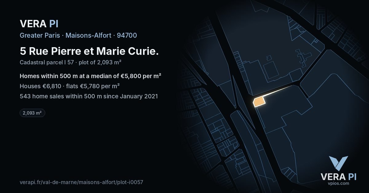 5 Rue Pierre et Marie Curie, Maisons-Alfort at night – the plot lit, the parcels around coloured by the prices near them