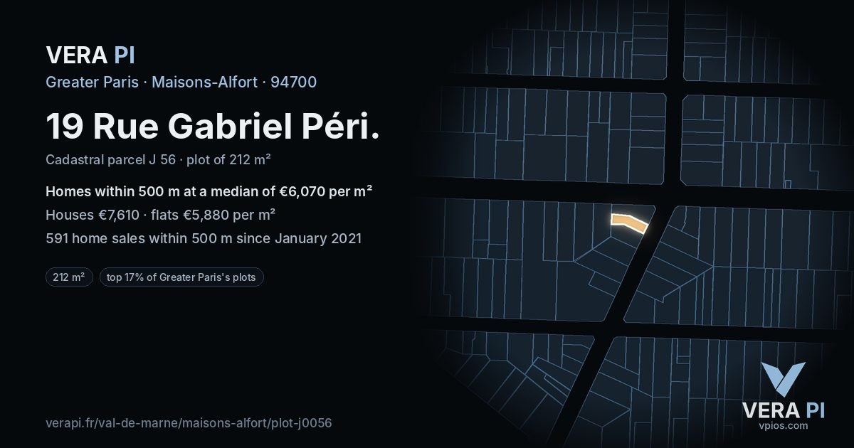 19 Rue Gabriel Péri, Maisons-Alfort at night – the plot lit, the parcels around coloured by the prices near them
