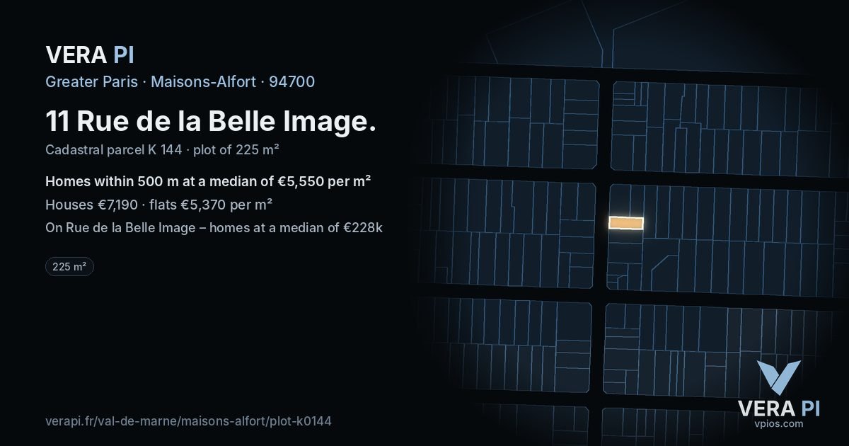 11 Rue de la Belle Image, Maisons-Alfort at night – the plot lit, the parcels around coloured by the prices near them