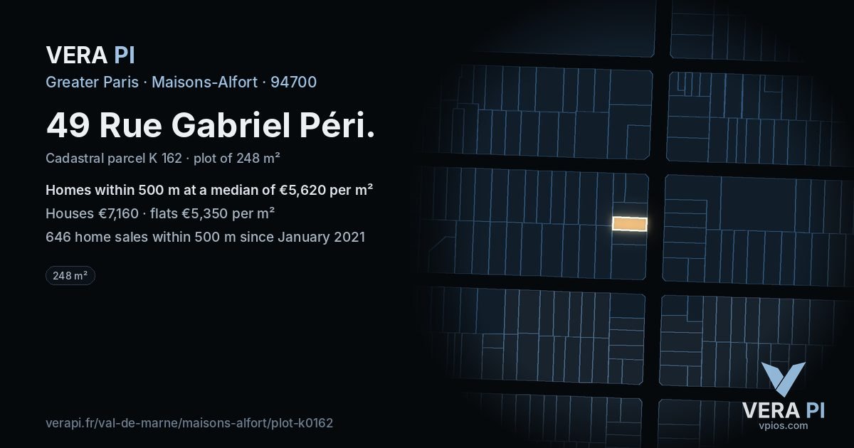 49 Rue Gabriel Péri, Maisons-Alfort at night – the plot lit, the parcels around coloured by the prices near them