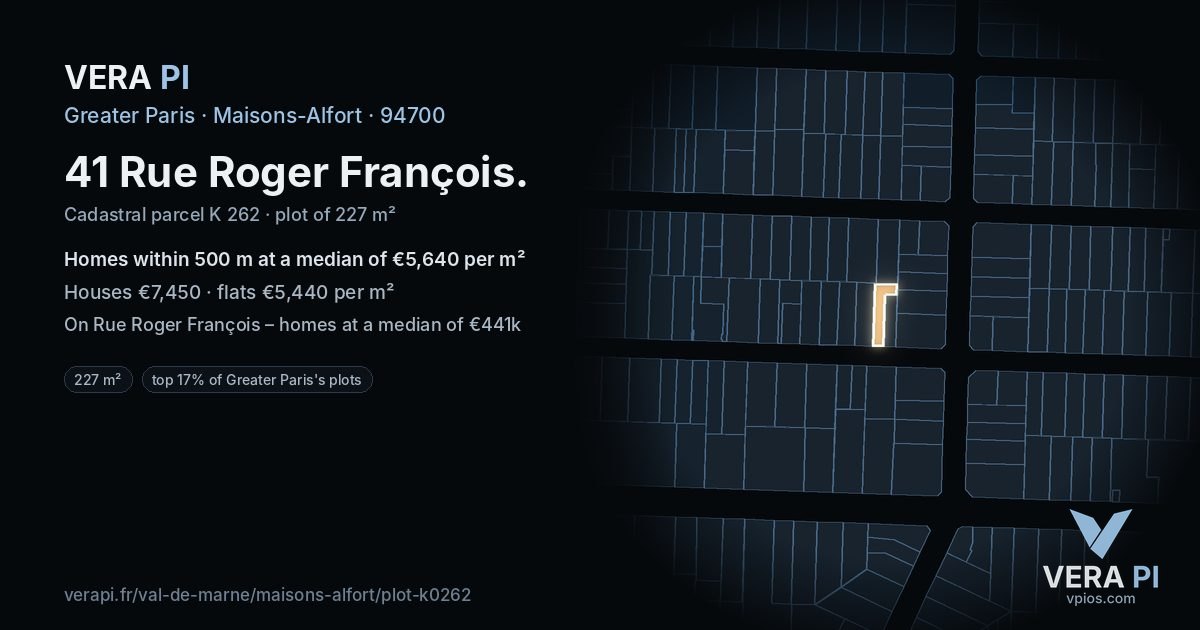 41 Rue Roger François, Maisons-Alfort at night – the plot lit, the parcels around coloured by the prices near them