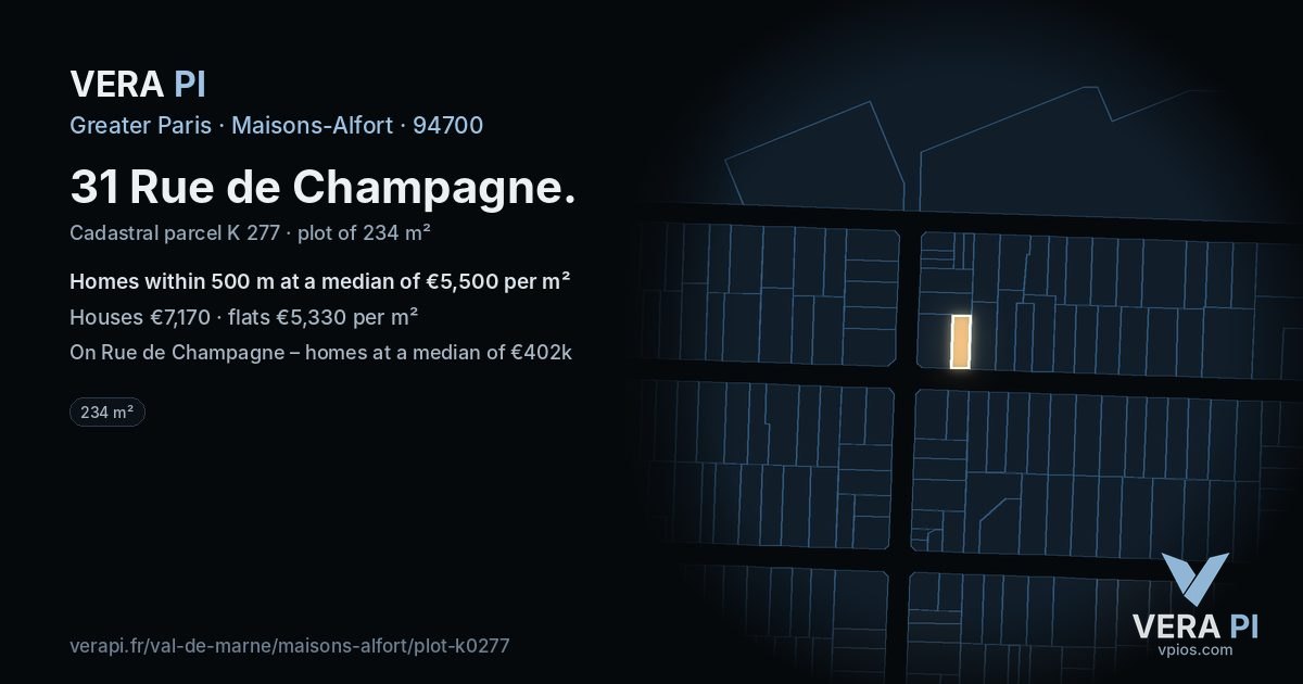 31 Rue de Champagne, Maisons-Alfort at night – the plot lit, the parcels around coloured by the prices near them