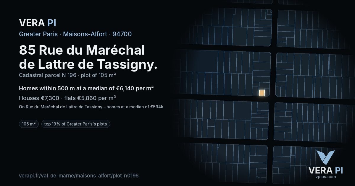 85 Rue du Maréchal de Lattre de Tassigny, Maisons-Alfort at night – the plot lit, the parcels around coloured by the prices near them