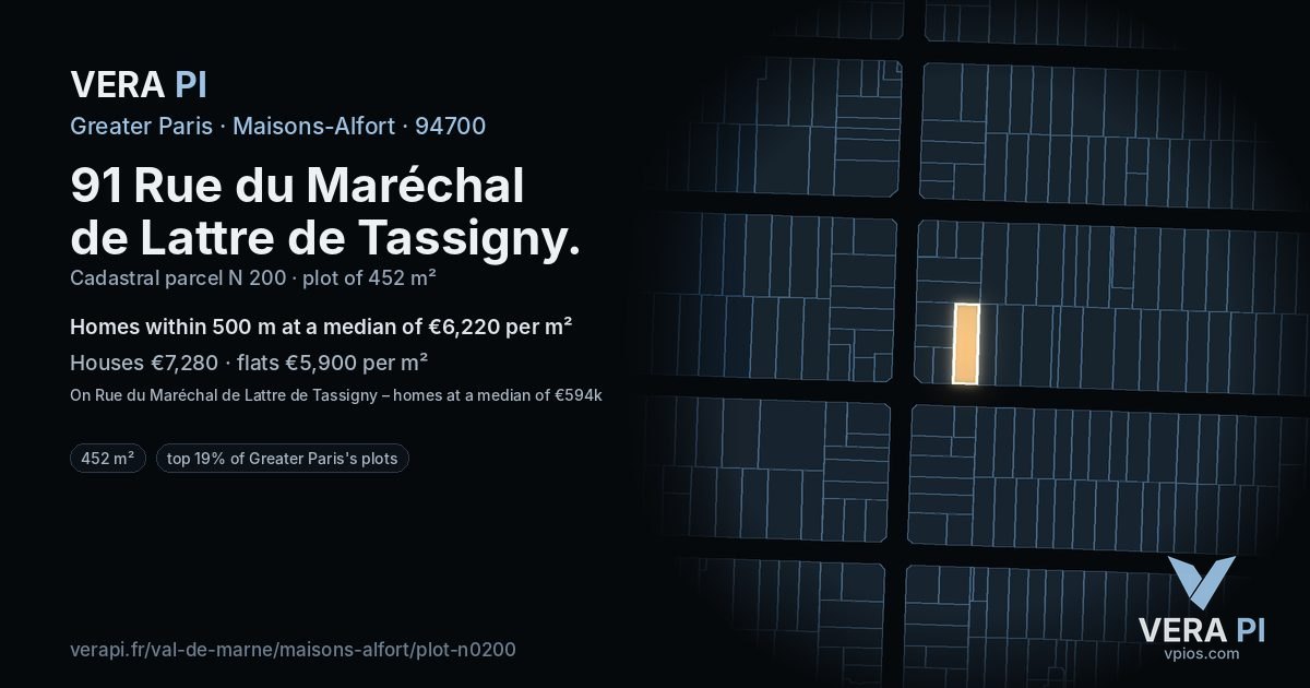 91 Rue du Maréchal de Lattre de Tassigny, Maisons-Alfort at night – the plot lit, the parcels around coloured by the prices near them